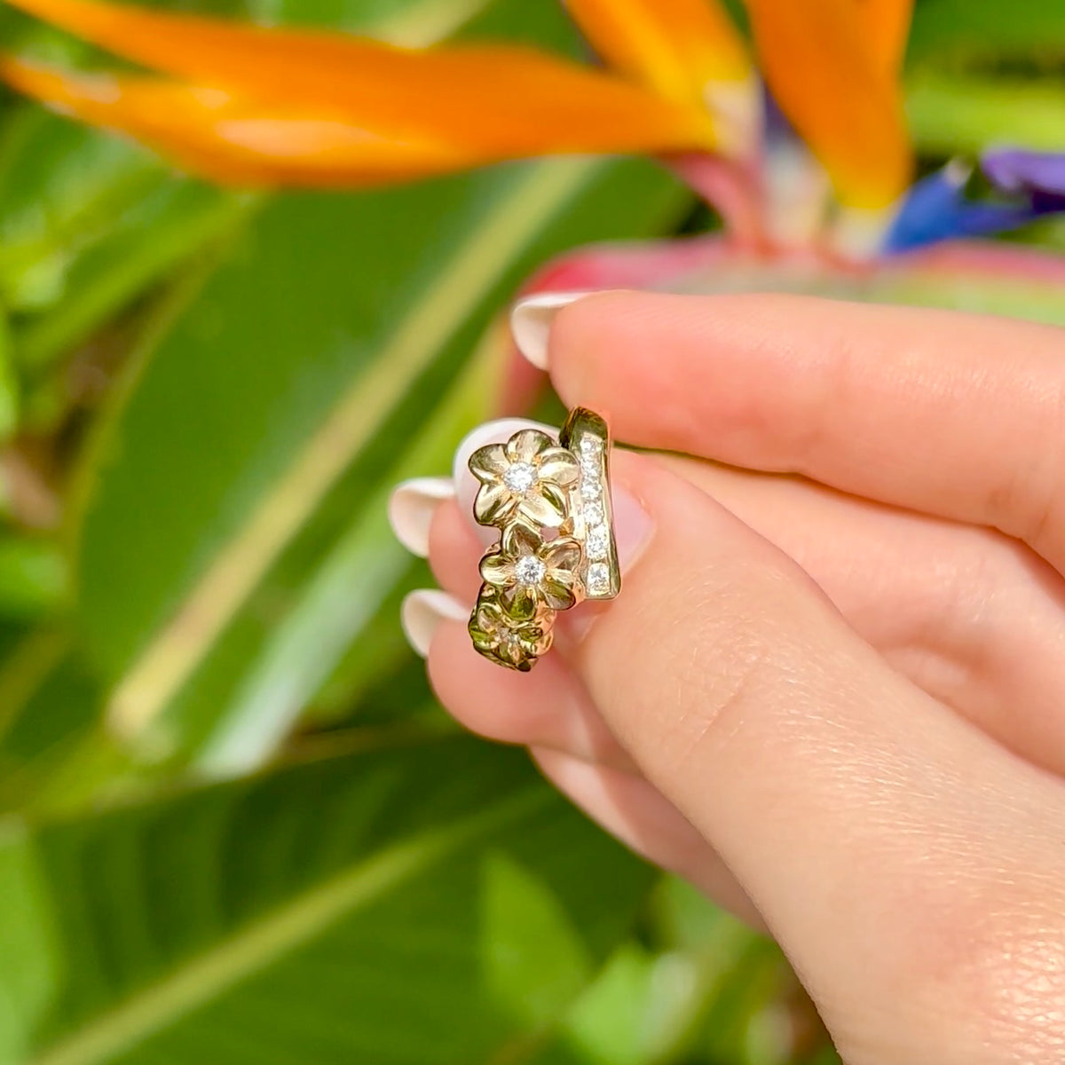 14K Pink Gold] Hawaiian Plumeria Flower Bracelet with Diamond