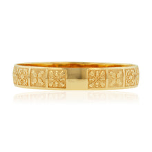 Load image into Gallery viewer, Raised Hawaiian Quilt 12mm &quot;Kuuipo&quot; Bangle Bracelet in 14K Yellow Gold
