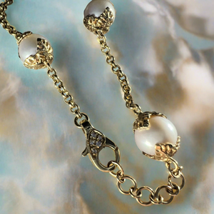 Diamond Clasp on Monstera Freshwater Pearl Bracelet in 14K Yellow Gold