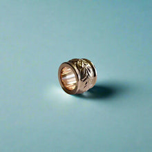 Load image into Gallery viewer, Small Maile Bead in 14K Pink Gold
