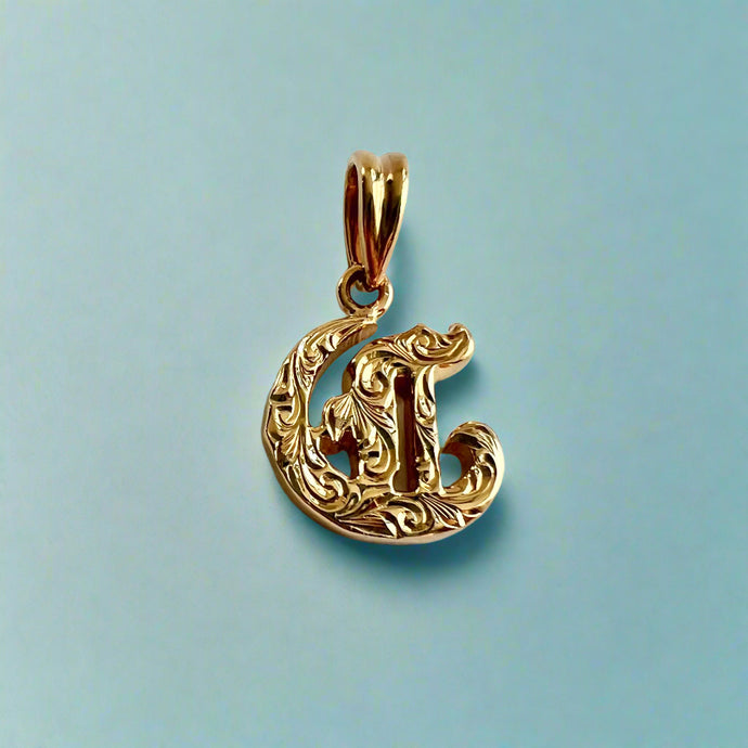 Scrolled Hawaiian  Initial G Pendant in 14K Yellow Gold