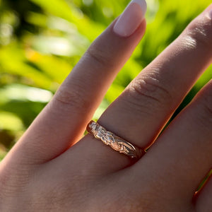 Scalloped Engraved Hibiscus Hawaiian 4mm Ring