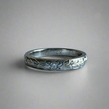 Load image into Gallery viewer, Maile &amp; Hibiscus with Diamond 3mm Barrel Ring in 14K White Gold
