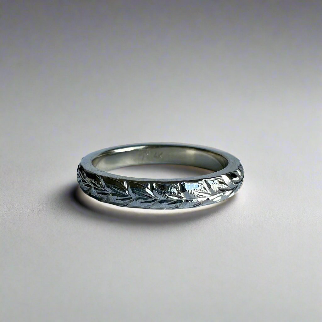 Hawaiian 3mm Maile Ring in 14K White Gold