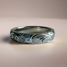 Load image into Gallery viewer, Hawaiian 4mm Barrel Kuuipo Ring with Old English &amp; Hibiscus in 14K White Gold
