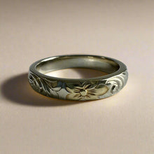 Load image into Gallery viewer, Old English Barrel 4mm Ring in 14K White Gold with Yellow Gold Hibiscus
