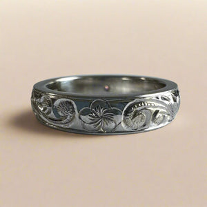 Old English, Hibiscus & Plumeria 4mm Barrel Ring with .07ct Diamond in 14K White Gold