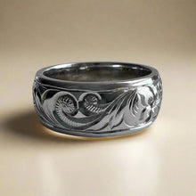 Load image into Gallery viewer, Hawaiian Old English &amp; Hibiscus 8mm Ring
