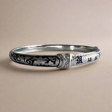 Load image into Gallery viewer, Ali&#39;i 6mm Bangle Bracelet with Diamonds in 14K White Gold
