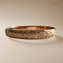 Load image into Gallery viewer, Maile &amp; Hibiscus 8mm &quot;Kuuipo&quot; Hawaiian Bangle Bracelet in 14K Pink Gold
