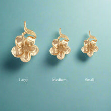 Load image into Gallery viewer, Hawaiian Plumeria w/ Leaf Pendant in 14K Gold [small, medium or large]
