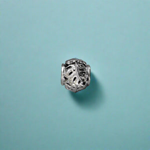 Small Monstera Filigree Bead Pendant in 14K White Gold