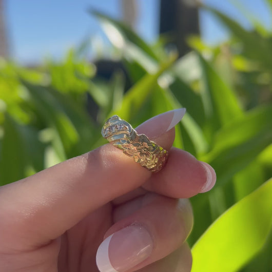 Nihoniho 8mm Ring with Flowers and Single Row Of Diamonds