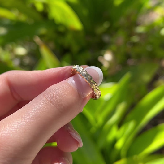 Scalloped Shiny Maile & Plumeria 4mm Ring in 14 Yellow Gold