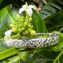 Load image into Gallery viewer, Hibiscus with Leaves 8mm Hawaiian Bracelet 14K White Gold
